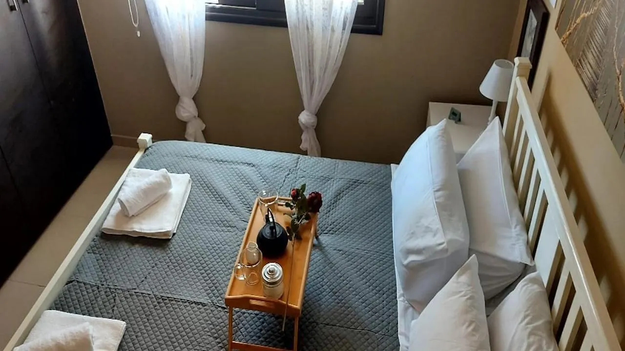 Paramount Gardens Resorts C202 Ларнака Апартаменты
