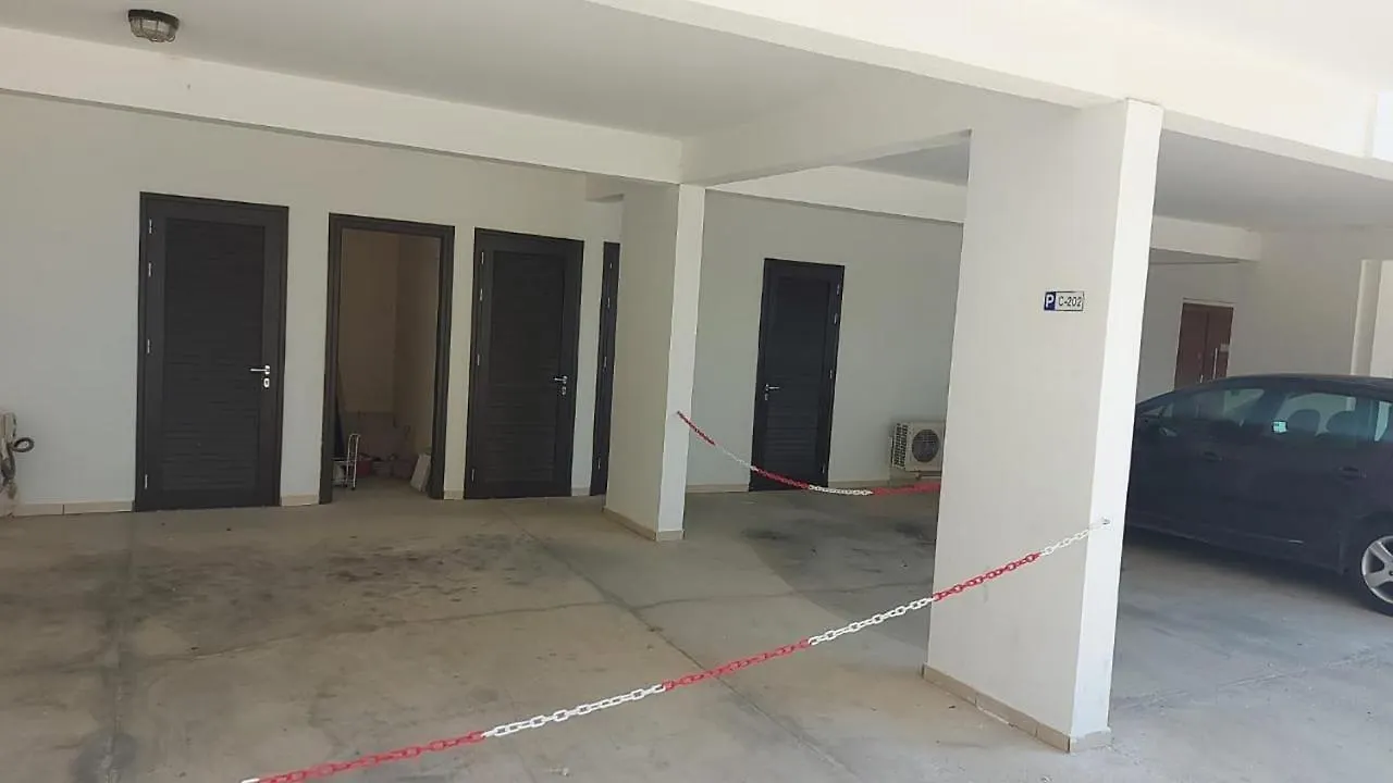 Paramount Gardens Resorts C202 Larnaca Kypr