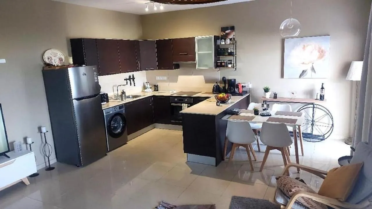 Paramount Gardens Resorts C202 Larnaca 0*,